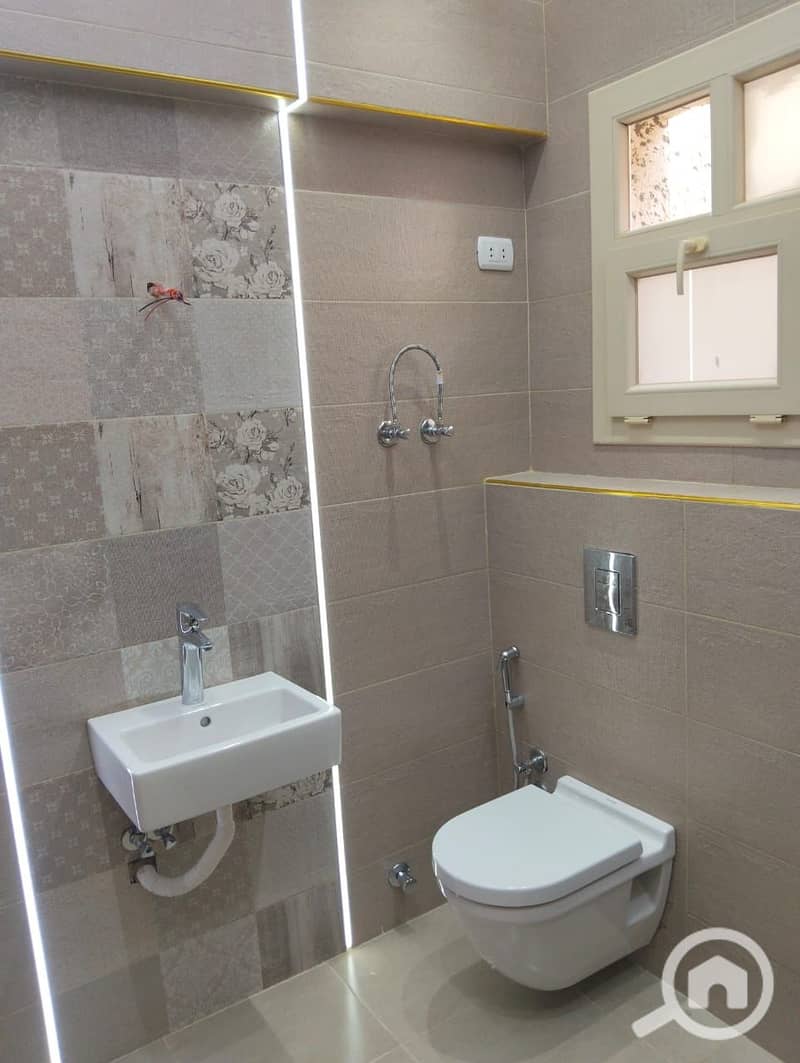 5 WhatsApp Image 2025-11-16 at 10.35. 14 AM. jpeg