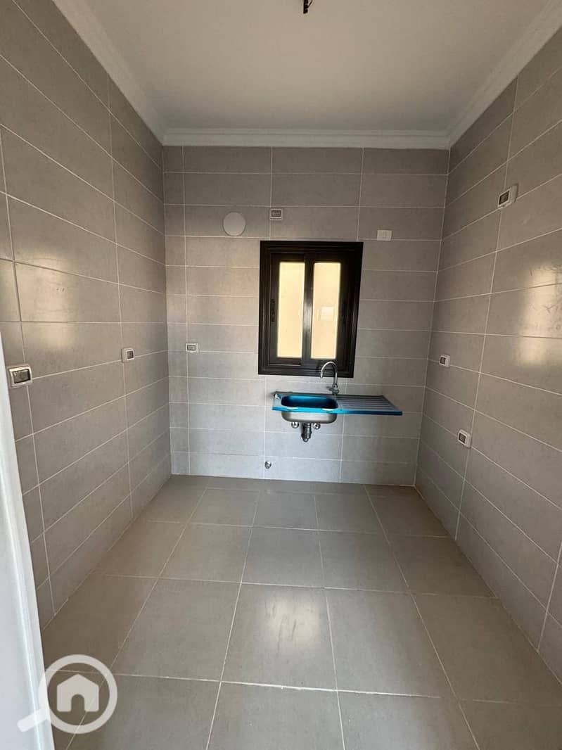 5 532208851_1477140120029965_4222854235565115249_n. jpg