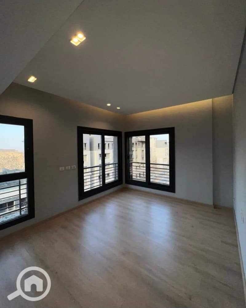 5 WhatsApp Image 2025-11-18 at 10.33. 25 AM. jpeg