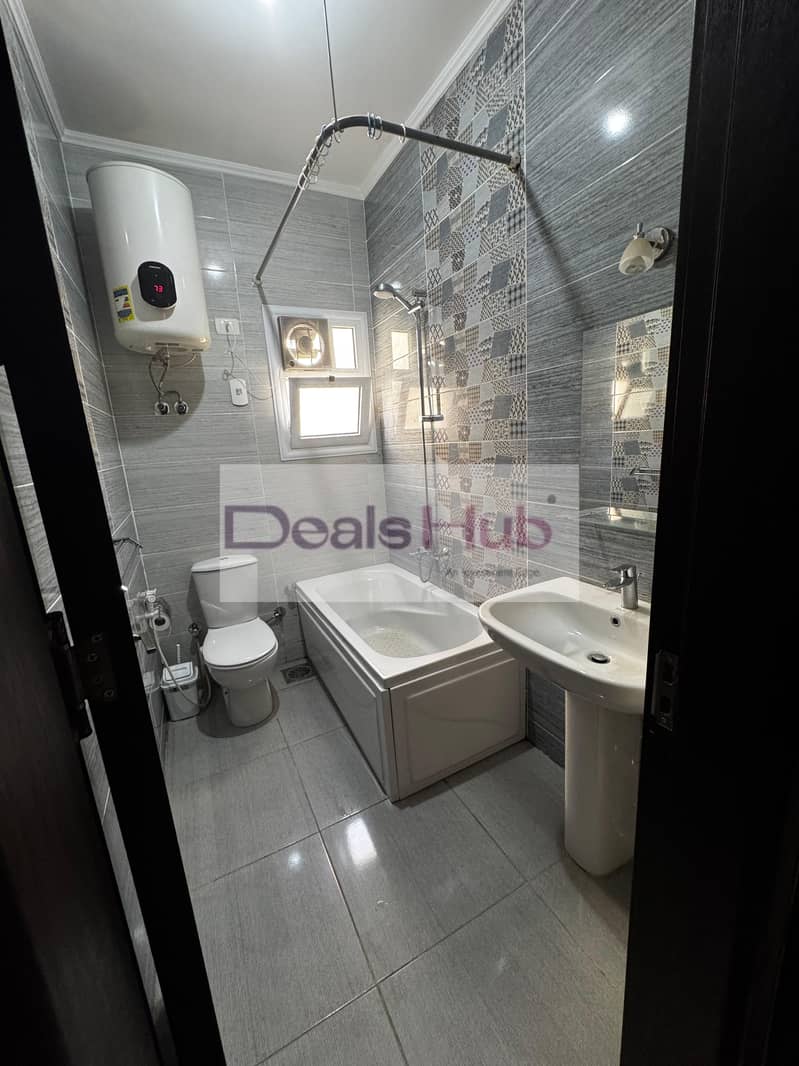 6 0c44e79b-4ea6-4e1a-a8f7-33d3ccf08be4. jpg