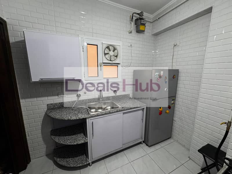 7 e2c799c8-af8b-41ab-abde-62a34b0c64cd. jpg