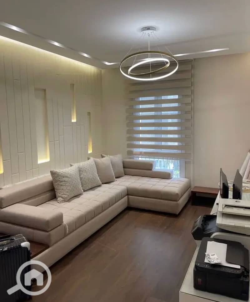 2 WhatsApp Image 2025-11-18 at 10.49. 50 AM (1). jpeg