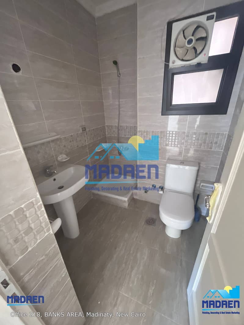 9 e80e99e5-0b3b-407d-89f1-063f34731ee8. jpg