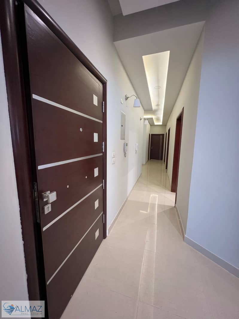 5 WhatsApp Image 2025-09-18 at 5.25. 00 PM. jpeg