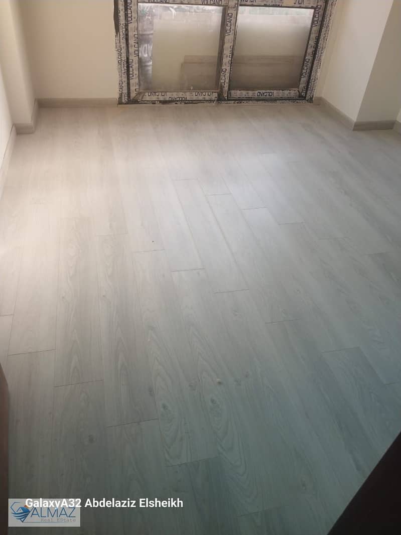 4 WhatsApp Image 2025-10-01 at 2.14. 53 PM (1). jpeg