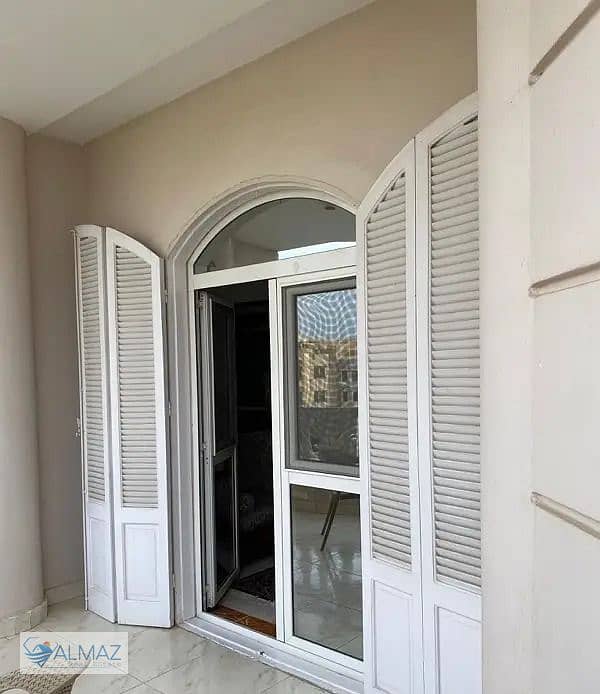 5 WhatsApp Image 2025-10-18 at 3.49. 40 PM (1). jpeg