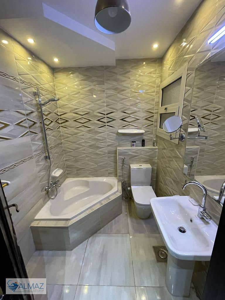 4 WhatsApp Image 2025-10-20 at 11.34. 47 AM (2). jpeg