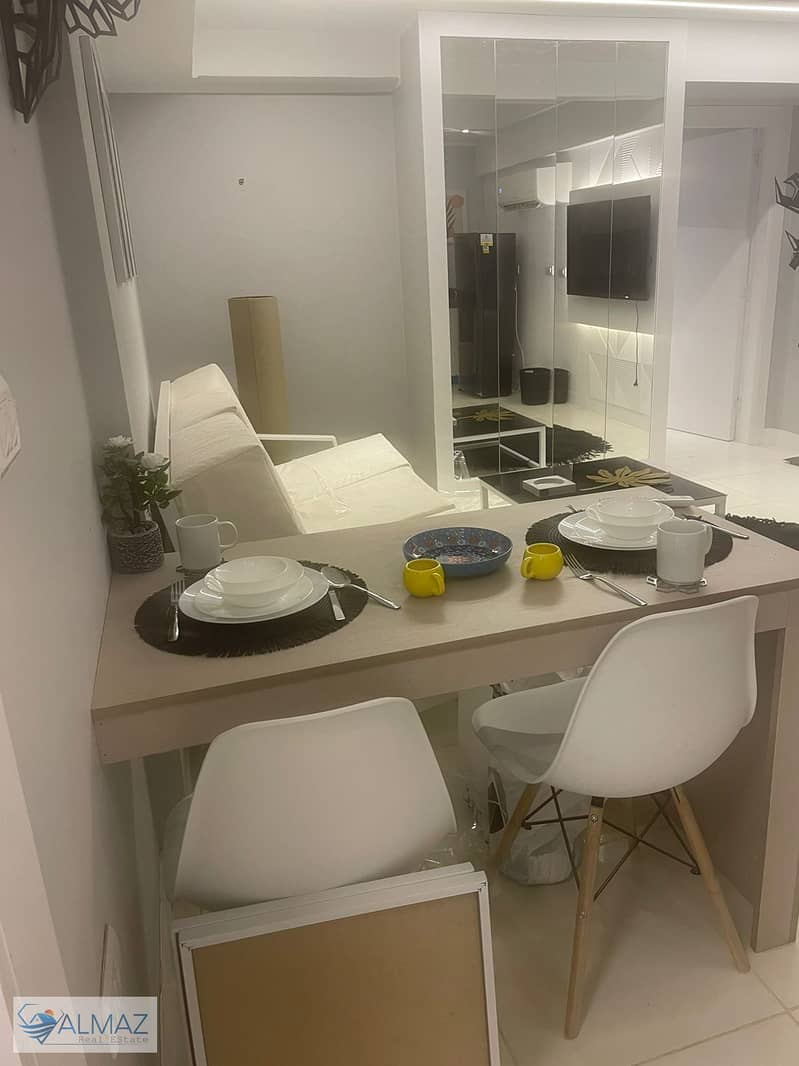 10 WhatsApp Image 2025-10-21 at 3.30. 52 PM (1). jpeg