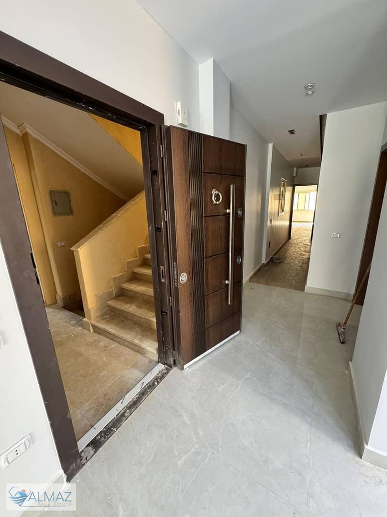 5 WhatsApp Image 2025-10-25 at 5.30. 28 PM (1). jpeg