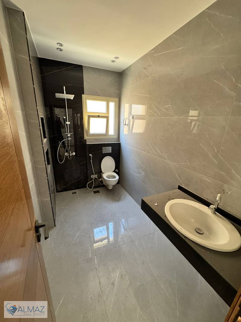 8 WhatsApp Image 2025-10-25 at 5.30. 31 PM (1). jpeg