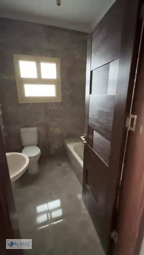 11 WhatsApp Image 2025-11-04 at 4.41. 54 PM (1). jpeg