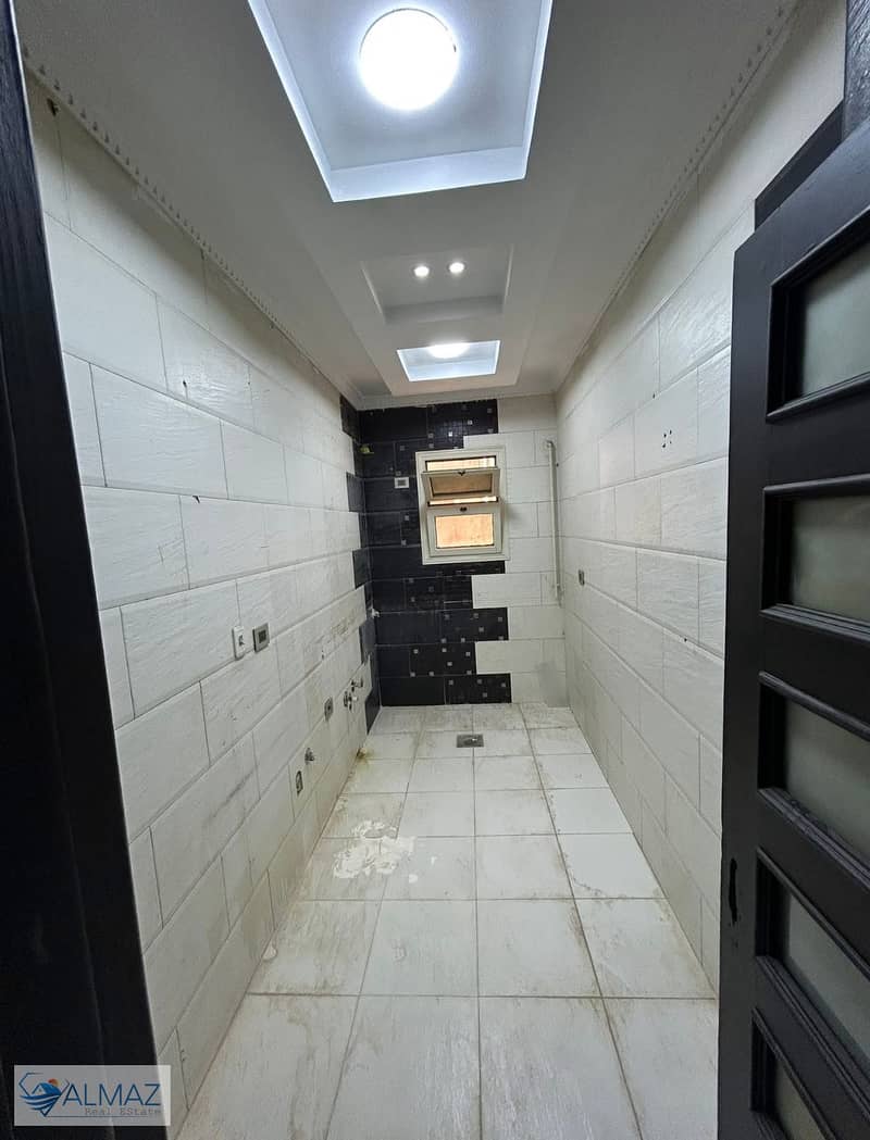 4 WhatsApp Image 2025-09-18 at 3.33. 33 PM (1). jpeg