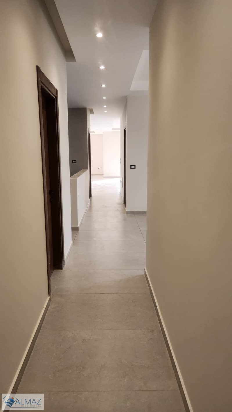 8 WhatsApp Image 2025-09-27 at 11.41. 35 AM. jpeg