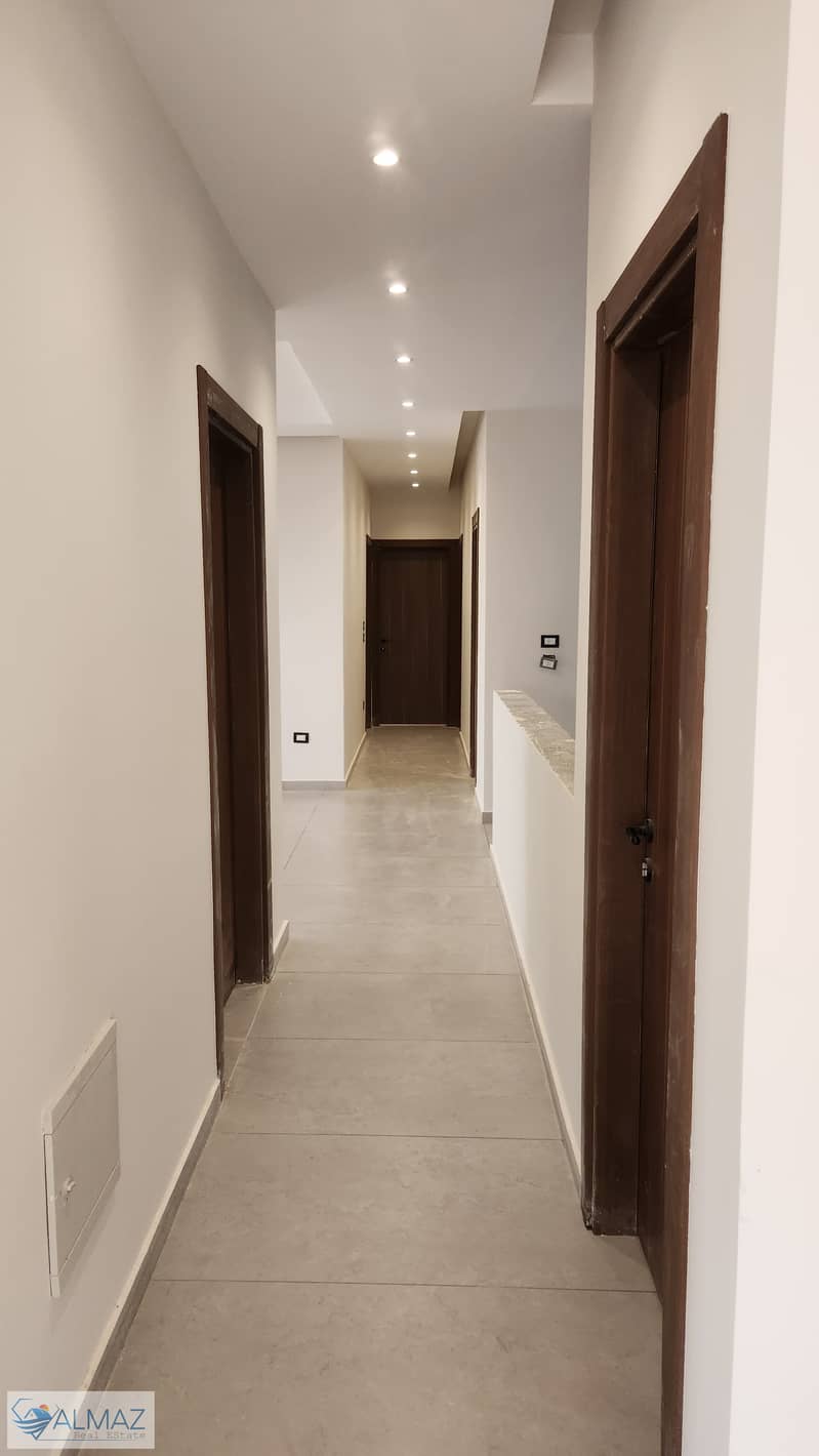 9 WhatsApp Image 2025-09-27 at 11.41. 36 AM (1). jpeg