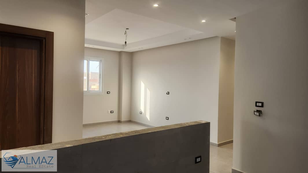 10 WhatsApp Image 2025-09-27 at 11.41. 36 AM. jpeg