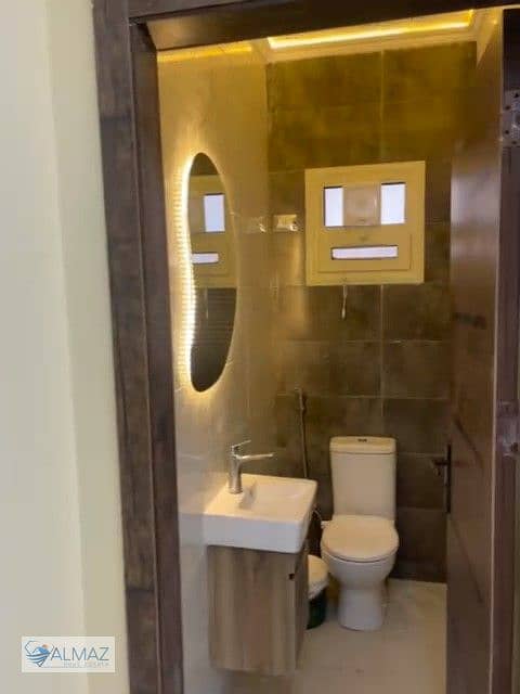 8 WhatsApp Image 2025-09-27 at 11.34. 53 AM (1). jpeg