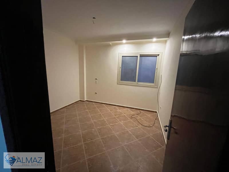 4 WhatsApp Image 2025-10-02 at 1.29. 03 PM. jpeg