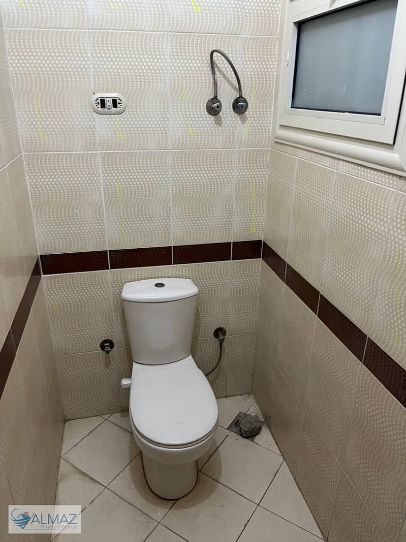 5 WhatsApp Image 2025-10-02 at 1.29. 01 PM (1). jpeg