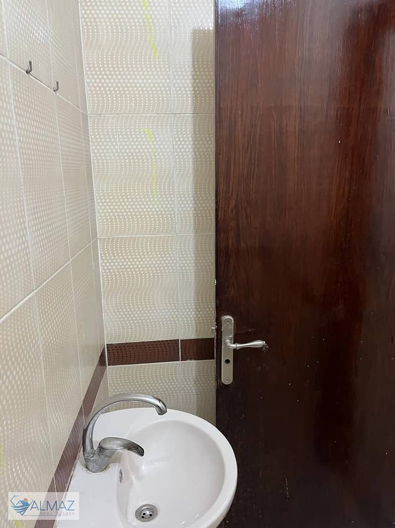 7 WhatsApp Image 2025-10-02 at 1.29. 02 PM. jpeg