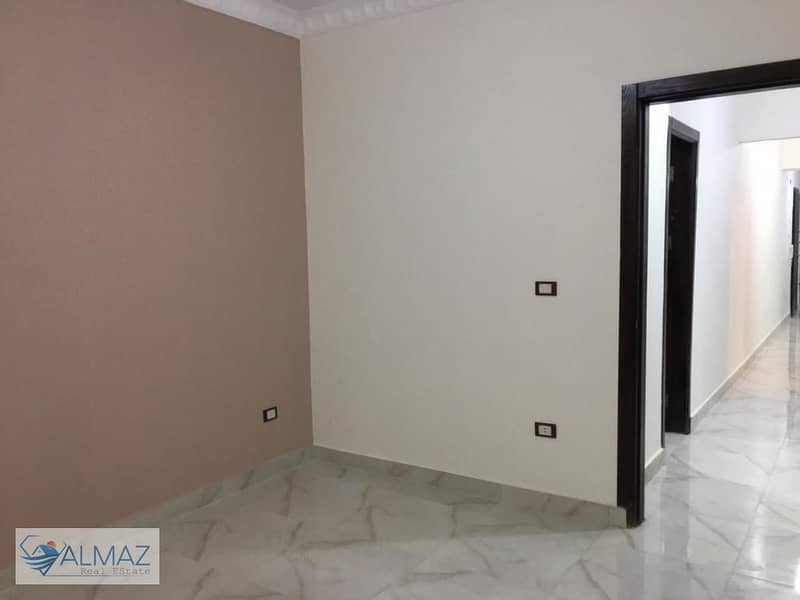 11 WhatsApp Image 2025-10-04 at 3.26. 49 PM. jpeg