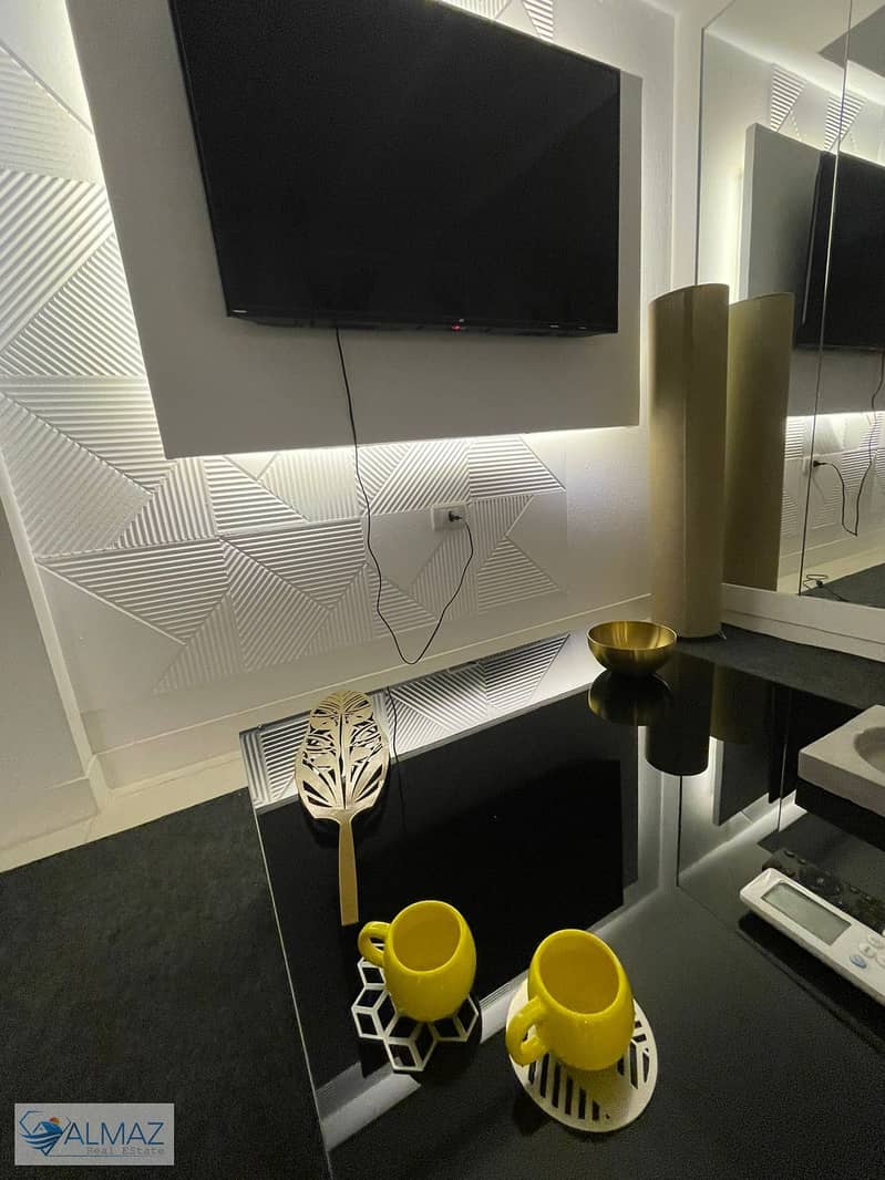 5 WhatsApp Image 2025-10-21 at 3.30. 44 PM. jpeg