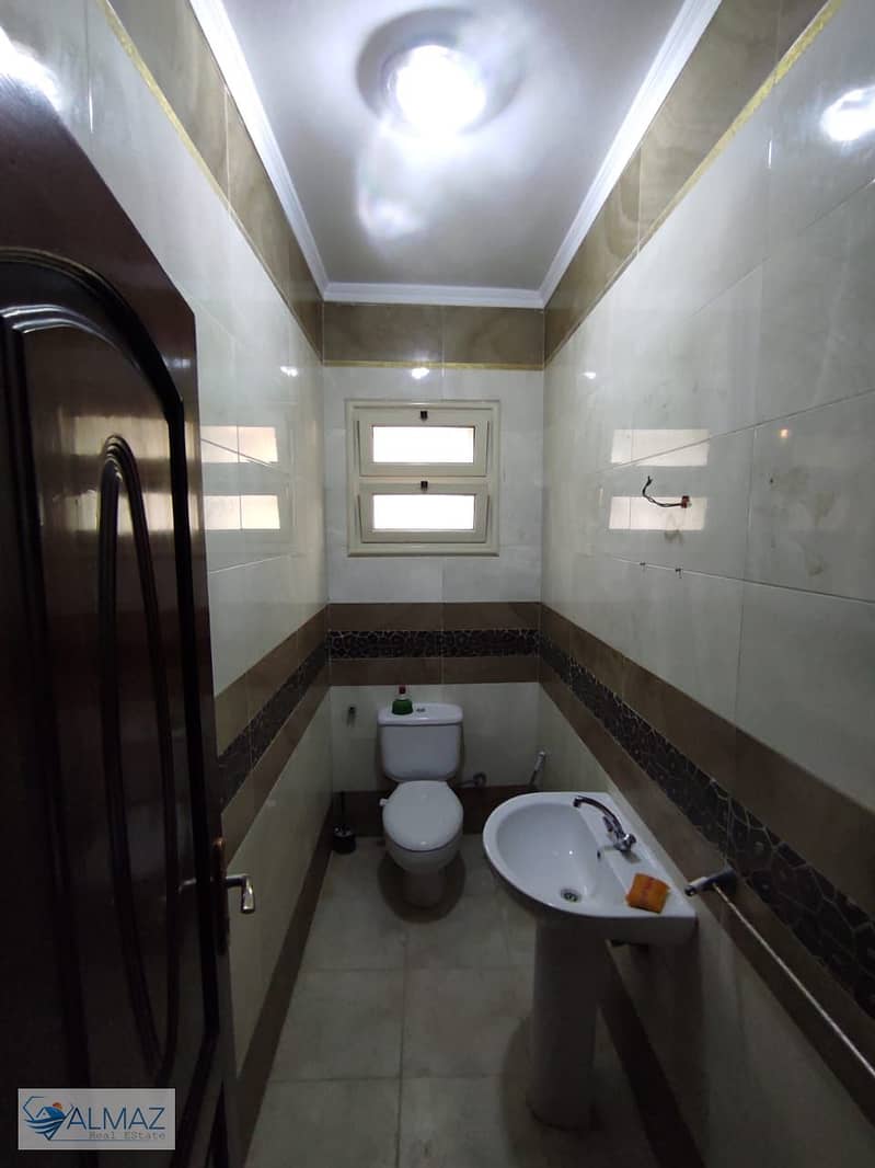 17 WhatsApp Image 2025-10-30 at 6.46. 18 PM (1). jpeg