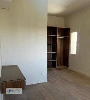 4 WhatsApp Image 2025-10-26 at 2.56. 22 PM. jpeg