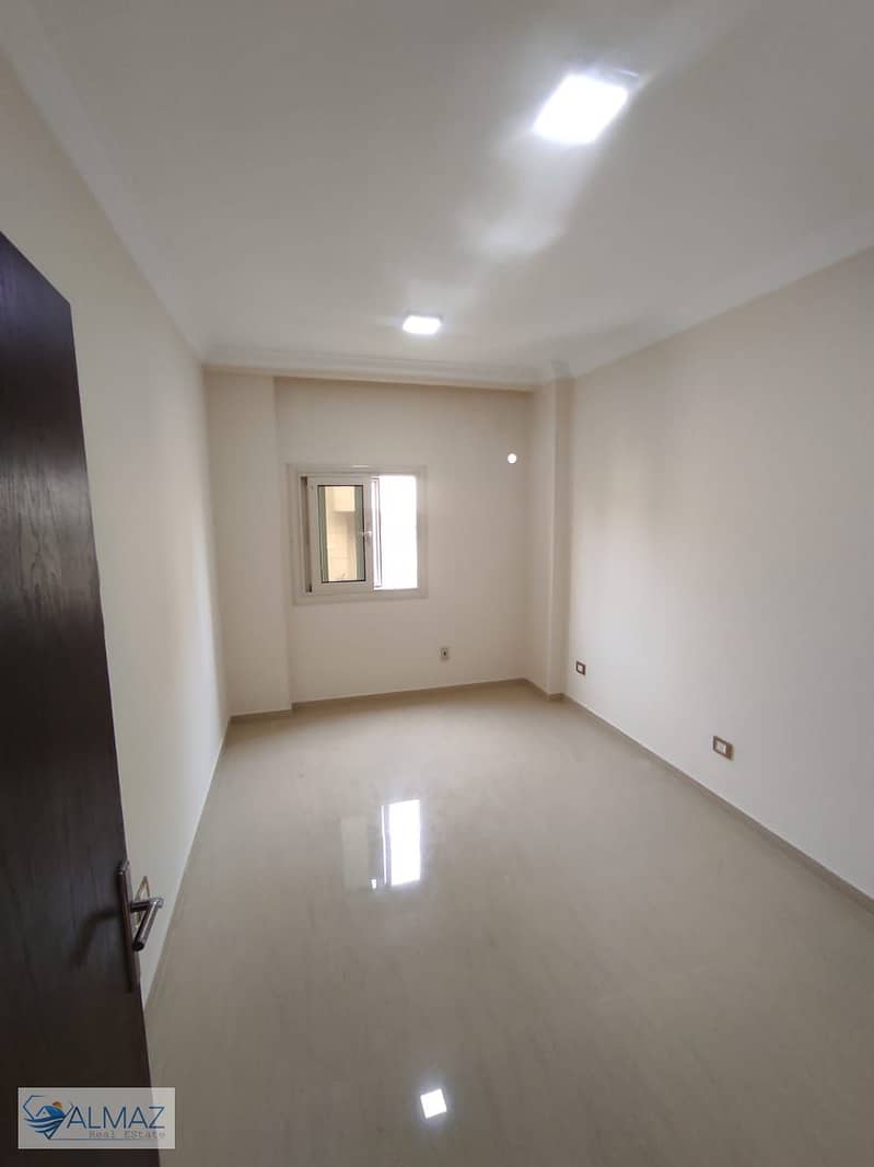 3 WhatsApp Image 2025-11-01 at 3.38. 48 PM (1). jpeg