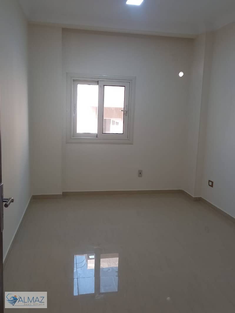 5 WhatsApp Image 2025-10-28 at 1.36. 34 PM (1). jpeg