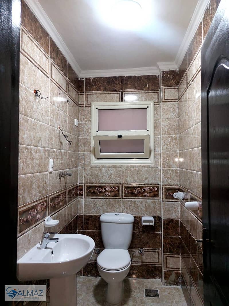 7 WhatsApp Image 2025-11-03 at 10.57. 18 AM (1). jpeg