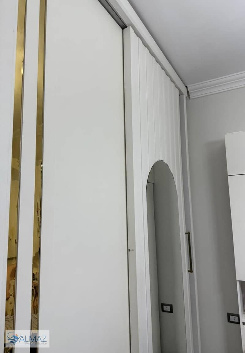 12 WhatsApp Image 2025-11-04 at 10.11. 56 AM. jpeg