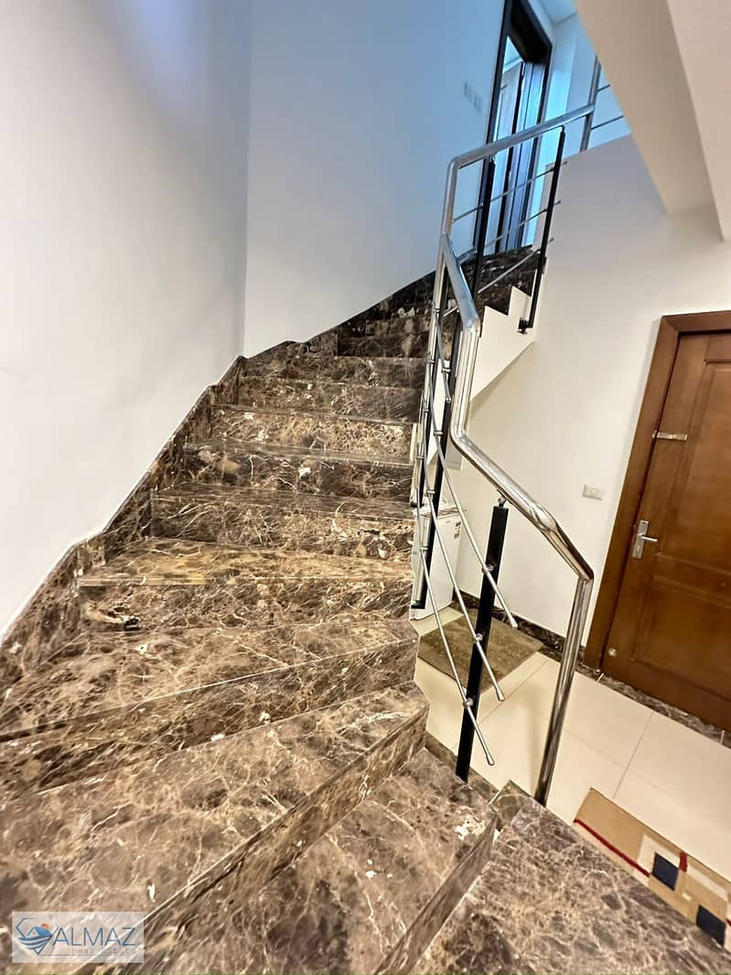 2 WhatsApp Image 2025-11-05 at 4.53. 54 PM (1). jpeg