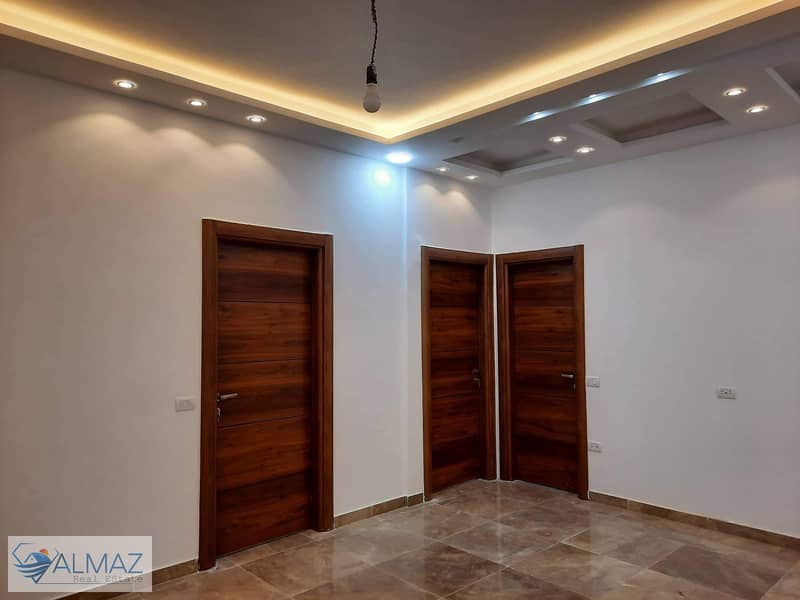 3 WhatsApp Image 2025-11-09 at 1.17. 49 PM (1). jpeg