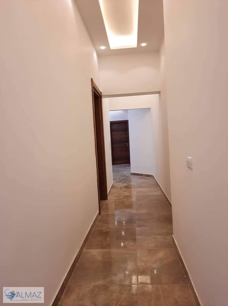 6 WhatsApp Image 2025-11-09 at 1.17. 50 PM. jpeg