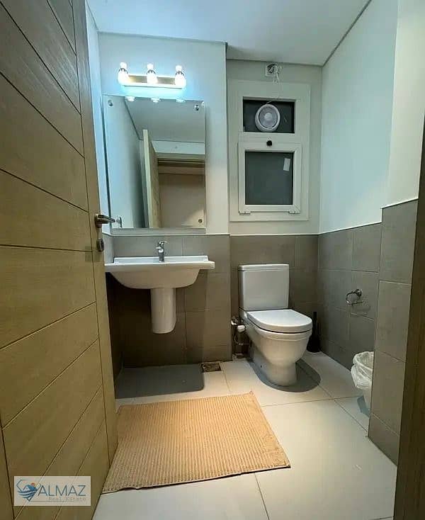 9 WhatsApp Image 2025-09-18 at 12.58. 39 PM. jpeg