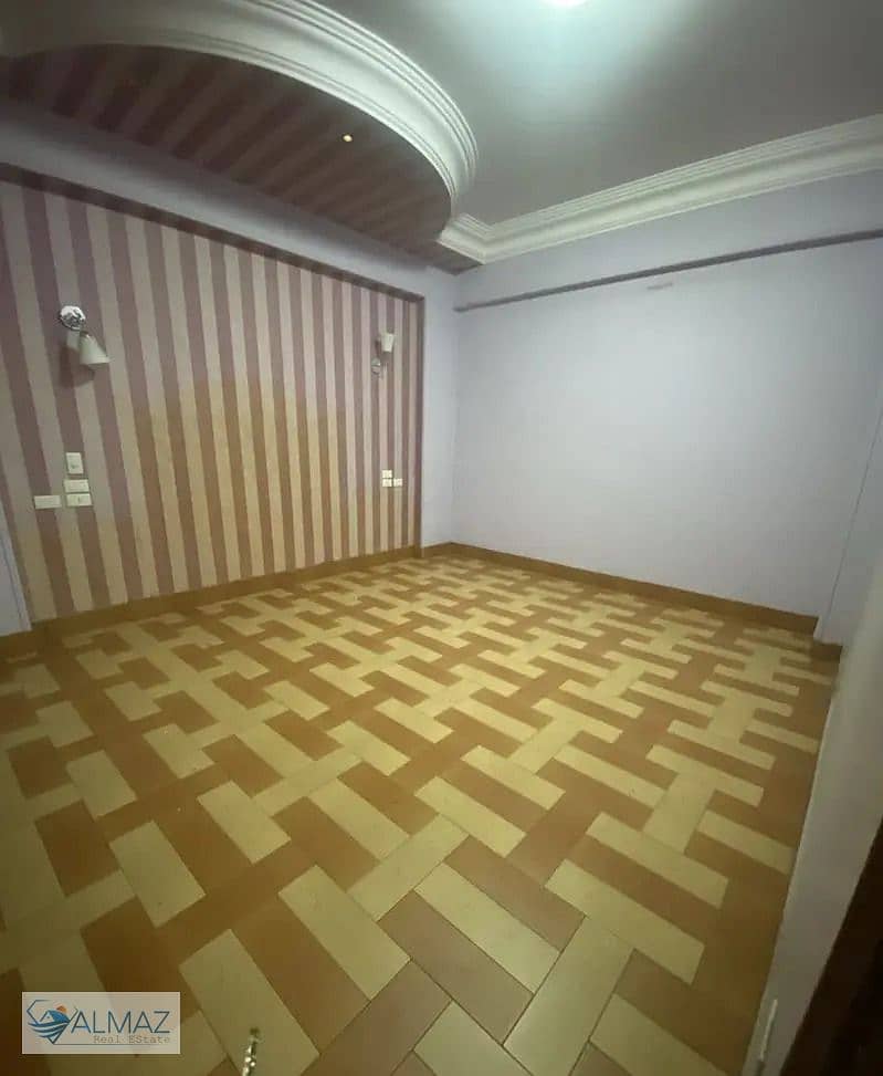 3 WhatsApp Image 2025-09-28 at 12.50. 52 PM. jpeg