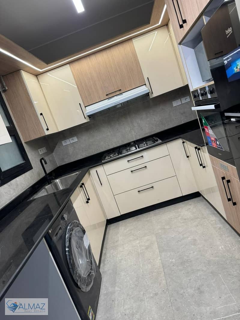 11 WhatsApp Image 2025-10-01 at 3.45. 54 PM. jpeg