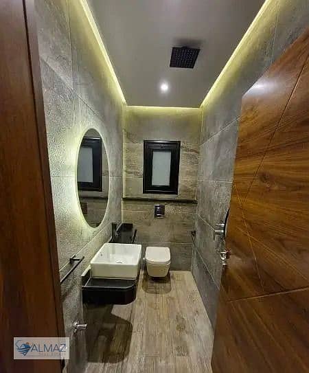 8 WhatsApp Image 2025-10-18 at 4.09. 39 PM. jpeg