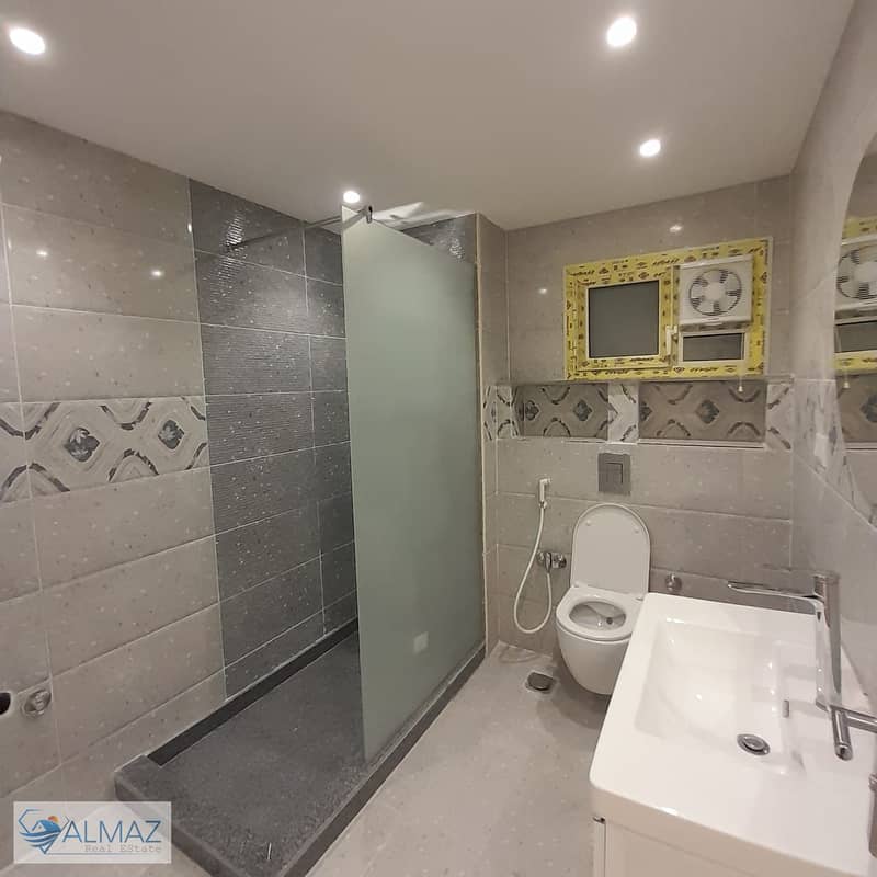 17 WhatsApp Image 2025-10-21 at 1.49. 19 PM. jpeg