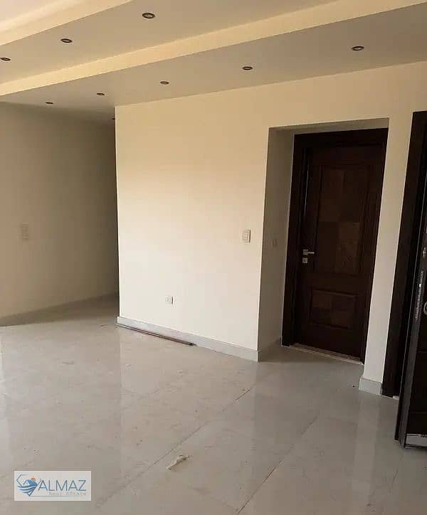 4 WhatsApp Image 2025-10-28 at 11.20. 17 AM. jpeg