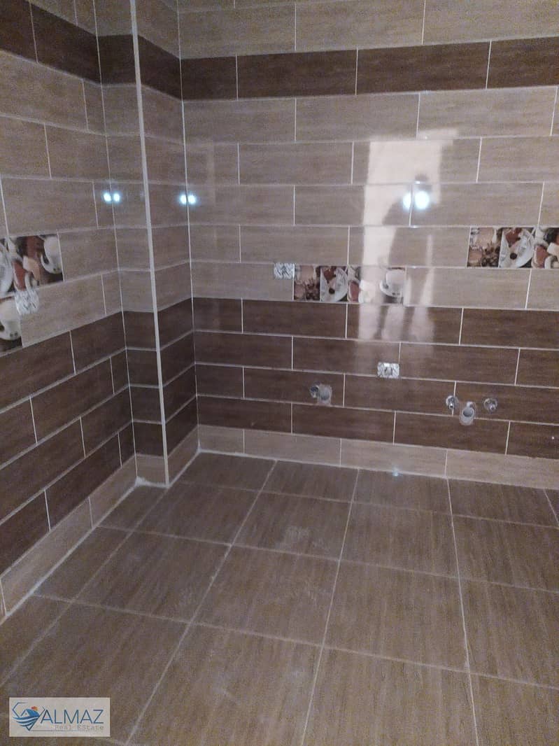 18 WhatsApp Image 2025-10-28 at 12.31. 33 PM (1). jpeg