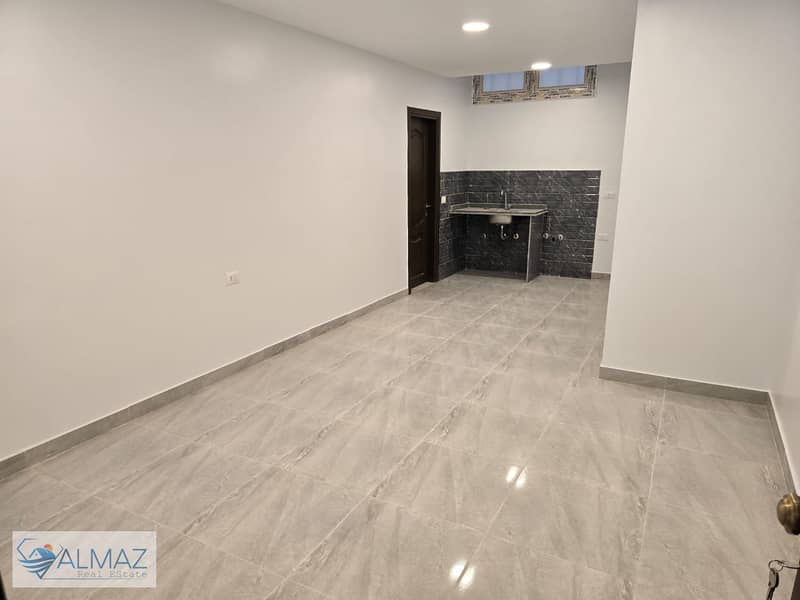 3 WhatsApp Image 2025-10-28 at 1.51. 41 PM. jpeg