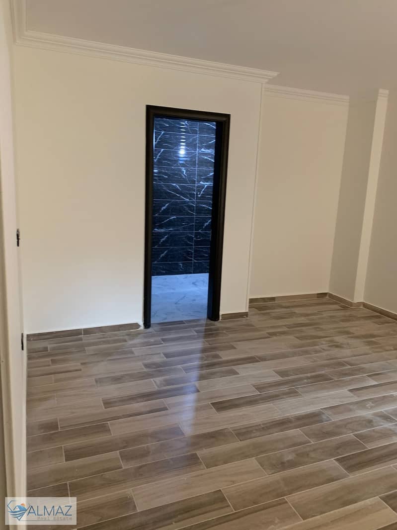 16 WhatsApp Image 2025-10-28 at 3.24. 26 PM. jpeg