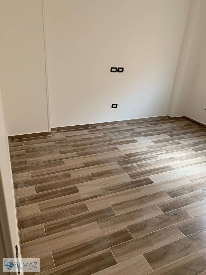 19 WhatsApp Image 2025-10-28 at 3.24. 28 PM. jpeg