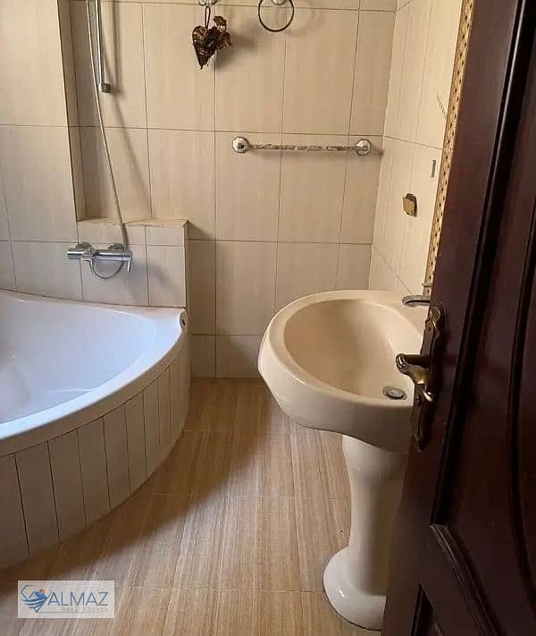 8 WhatsApp Image 2025-11-02 at 1.23. 21 PM (1). jpeg