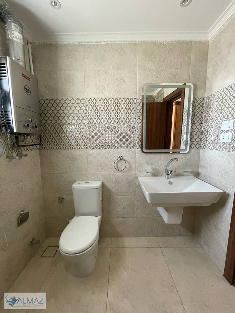 10 WhatsApp Image 2025-11-02 at 4.24. 47 PM. jpeg