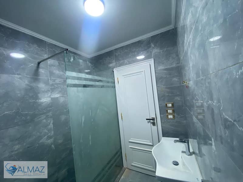 12 WhatsApp Image 2025-11-04 at 10.55. 54 AM (2). jpeg