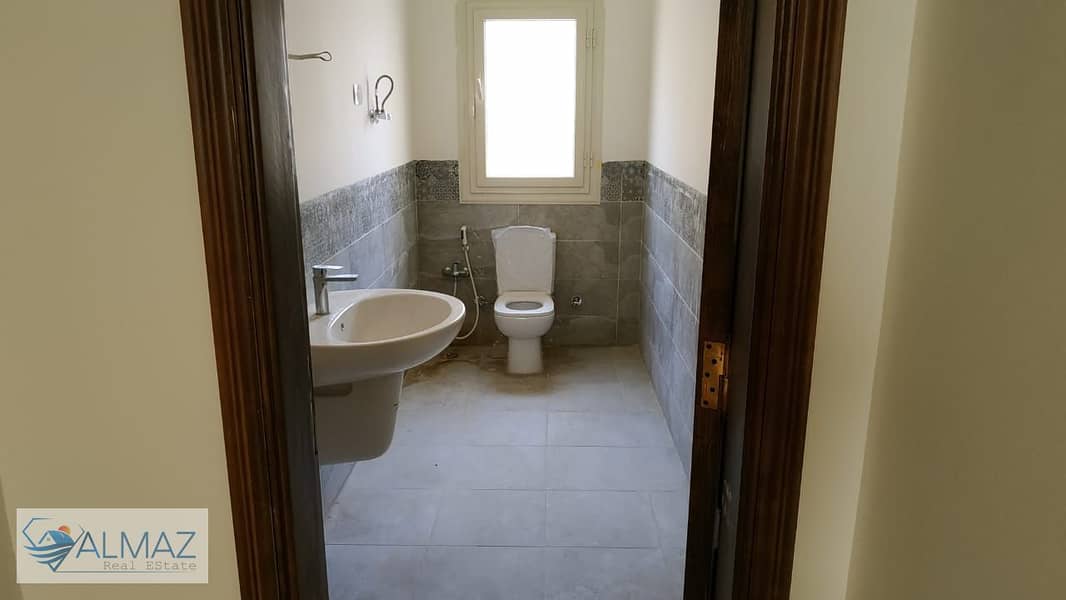 25 WhatsApp Image 2025-11-02 at 4.34. 07 PM (1). jpeg