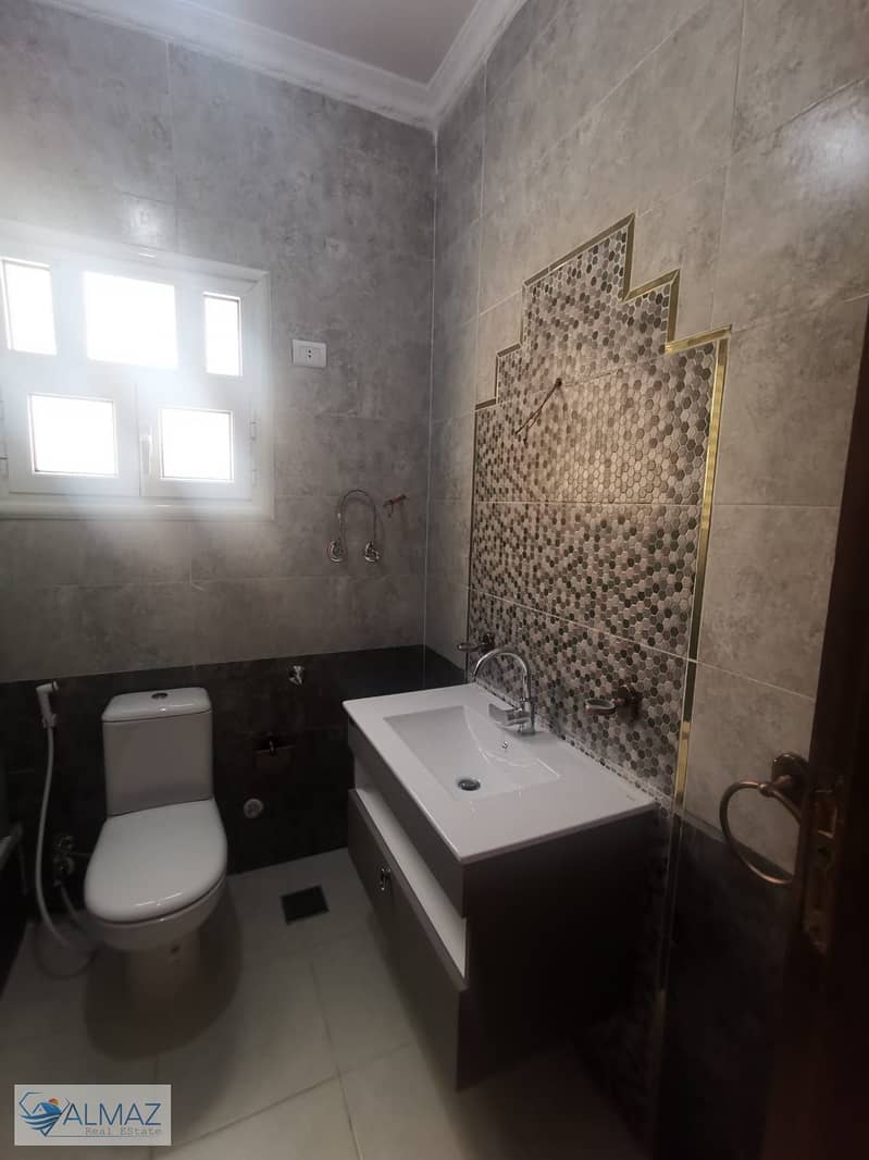 15 WhatsApp Image 2025-11-06 at 11.15. 24 AM. jpeg