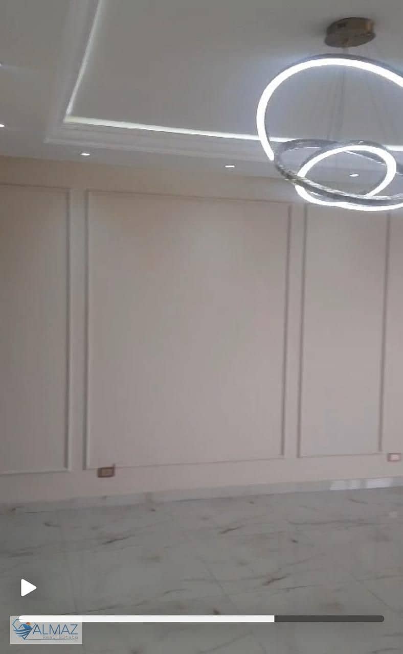 16 WhatsApp Image 2025-11-05 at 4.20. 33 PM (1). jpeg